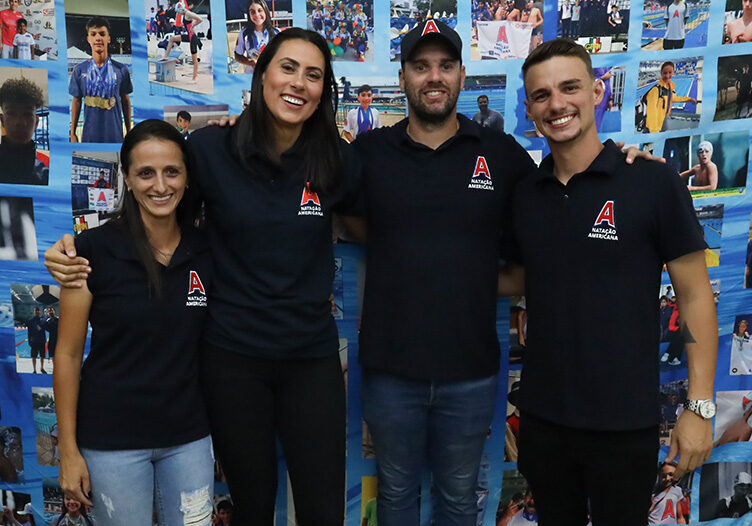 Daniele, Mariana, Fábio e Pedro integram equipe técnica da Natação Americana