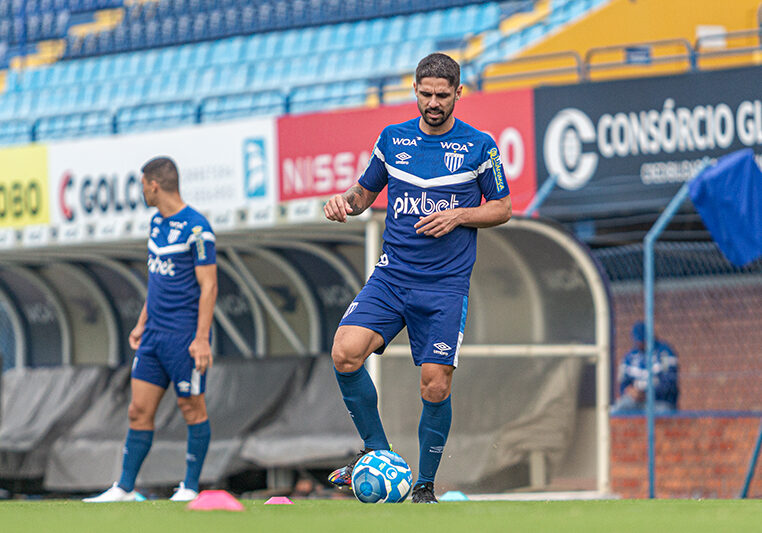 O meio-campista Rafael Gava já treinou nesta quarta-feira
(Foto: Leandro Boeira | Avaí F.C. | Divulgação)
